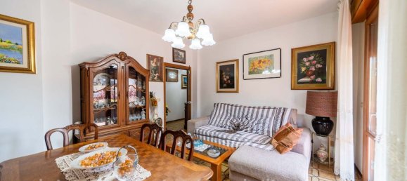 Apartamento de 4 dormitorios en Rimini, Italy No. 319341 4