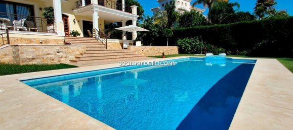 5 bedrooms Villa in Marbella, Spain No. 112546 16