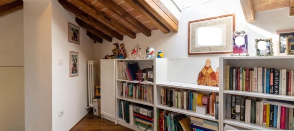 3 غرف نوم شقة في Siena, Italy رقم 269510 48