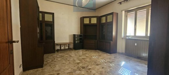3 rooms Apartment in Monterotondo, Italy No. 285027 6