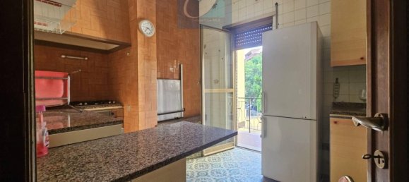 3 rooms Apartment in Monterotondo, Italy No. 285027 3