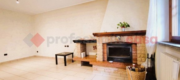 3 Schlafzimmer Villa in Locate di Triulzi, Italy, Nr. 24816 4