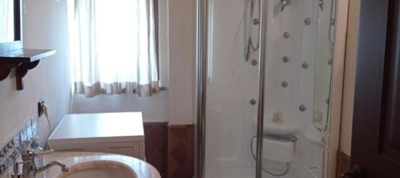 14 rooms Villa in Roccamonfina, Italy No. 34170 9