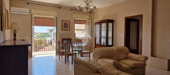 Apartamento T4 em Aci Sant'Antonio, Italy N.º 380781 11