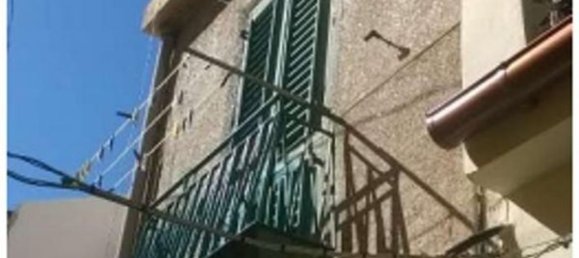 4 rooms House in Messina, Italy No. 43099 30