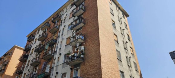 1 bedroom Apartment in Milan, Italy No. 360219 2