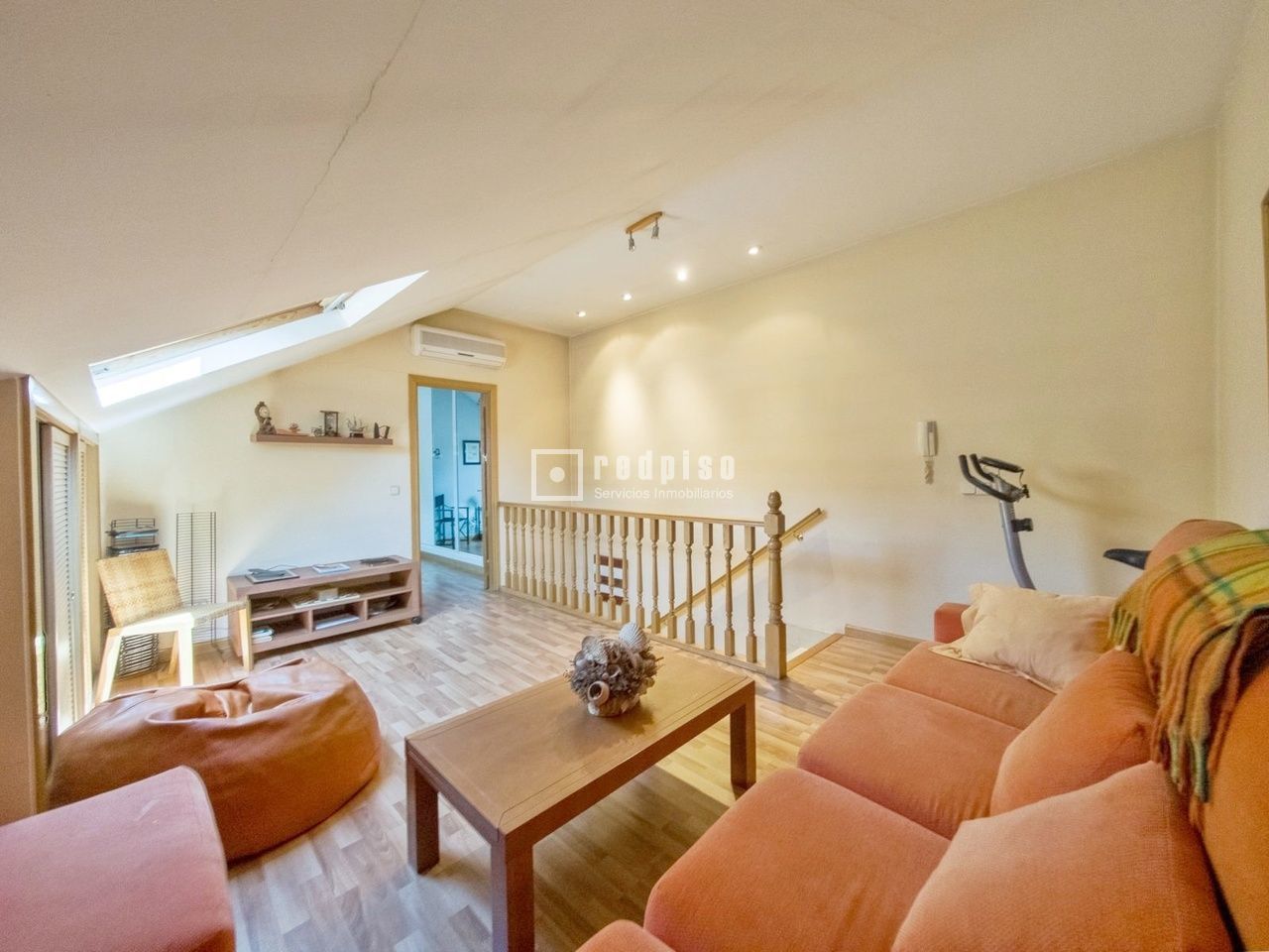 5 bedrooms Duplex in Alcorcon, Spain No. 266016