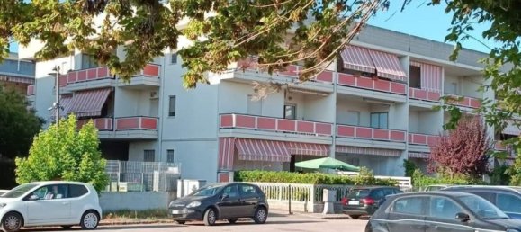 2 rooms Apartment in Martinsicuro, Italy No. 267950 4