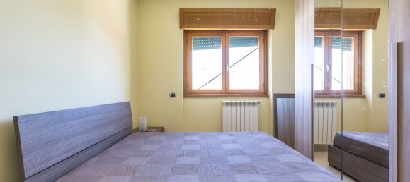 2-salle Appartement à Rome, Italy No. 12284 14