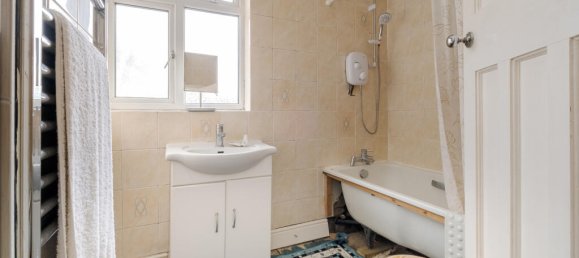 4 bedrooms Commercial property in London, United Kingdom No. 14203 38