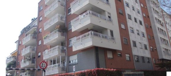 2 Schlafzimmer Wohnung in Milan, Italy, Nr. 314909 2