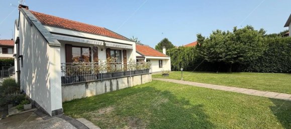 Villa de 5 habitaciónes en Uboldo, Italy No. 336404 22