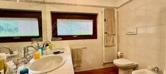 Villa de 5 habitaciónes en Uboldo, Italy No. 336404 18