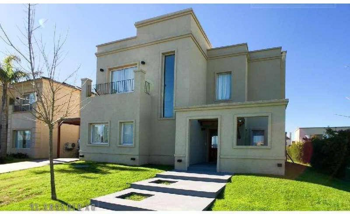 3 bedrooms House in Tigre, Argentina No. 15564