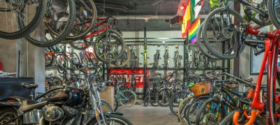 213m² Office in Fuengirola, Spain No. 184046 43