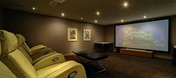 5 bedrooms Villa in Marbella, Spain No. 84154 97