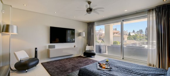 5 bedrooms Villa in Marbella, Spain No. 84154 58