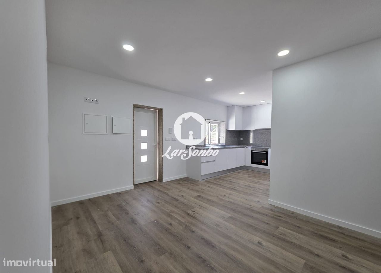 Apartamento de 3 dormitorios en Arcozelo, Portugal No. 237733