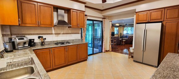 5 bedrooms House in Chiang Mai, Thailand No. 26924 2