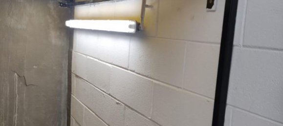 14m² Garage in Buccinasco, Italy No. 24441 3