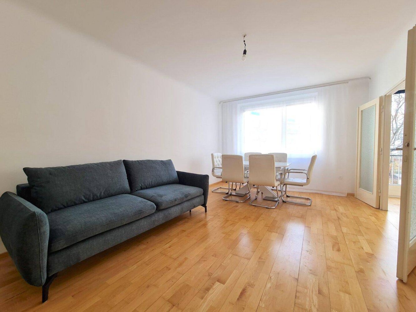 2 rooms Apartment in Vienna, Austria No. 140895