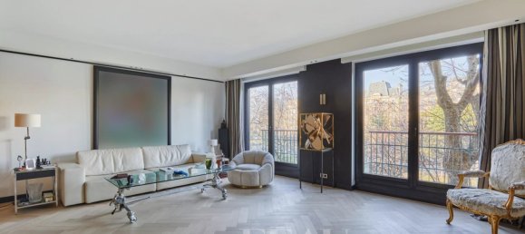 2 bedrooms Apartment in Paris, France No. 137592 3
