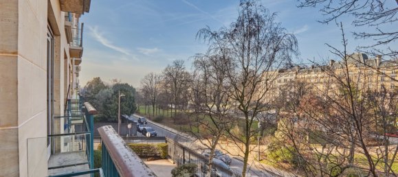 2 bedrooms Apartment in Paris, France No. 137592 2