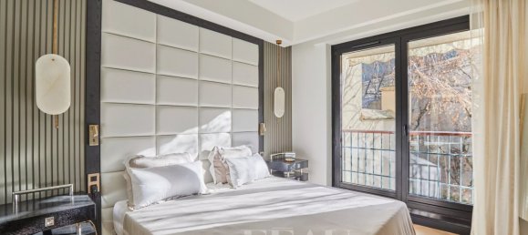 2 bedrooms Apartment in Paris, France No. 137592 7