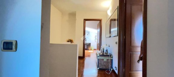 7-salle Villa à Guidonia Montecelio, Italy No. 4761 27