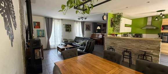 3 bedrooms House in Crouy-en-Thelle, France No. 306521 2