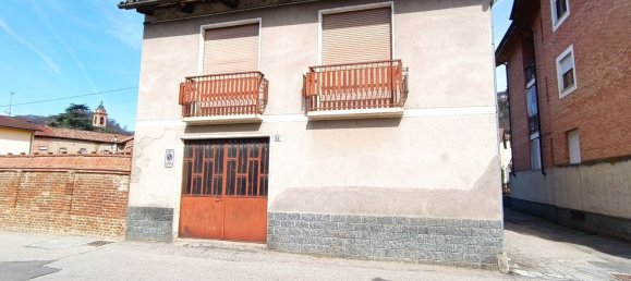 Casa de 6 habitaciónes en Corneliano d'Alba, Italy No. 147947 2