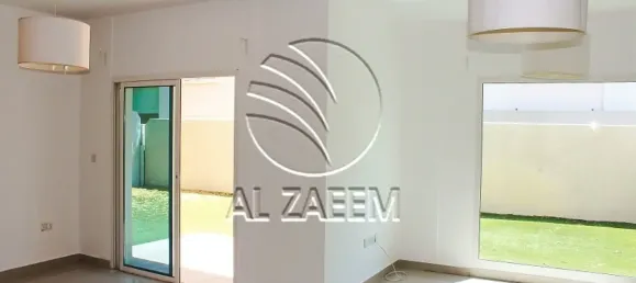 4 bedrooms Townhouse in Abu Dhabi, UAE No. 108973 10