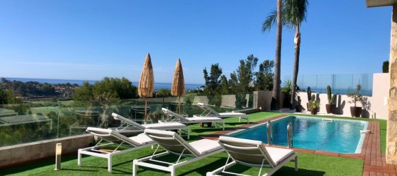 4 bedrooms Villa in Malaga, Spain No. 40978 6