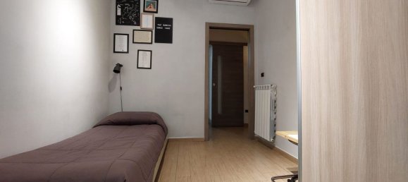 Квартира с 4 комнатами в Неаполь, Италия № 268076 7