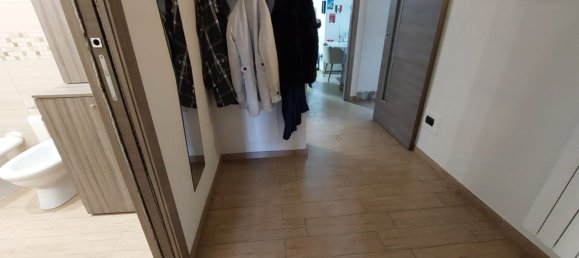 Квартира с 4 комнатами в Неаполь, Италия № 268076 12