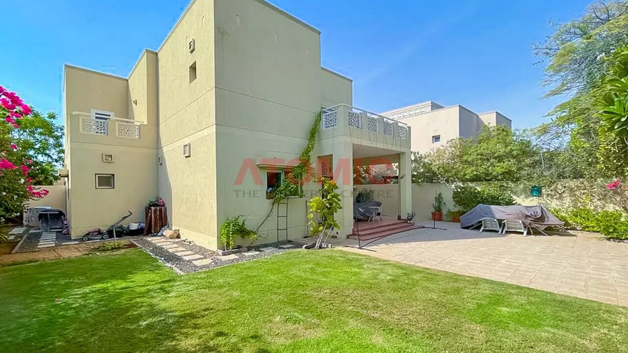 3 Schlafzimmer Villa in Meadows, UAE, Nr. 778