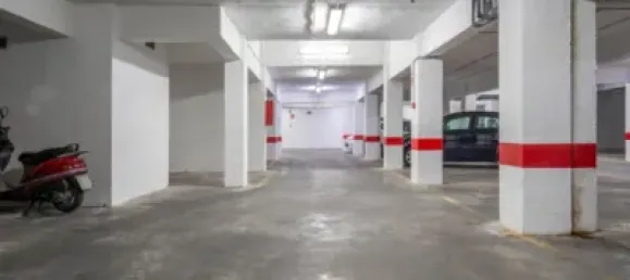 1046m² Garage in Granada, Spain No. 175286 11