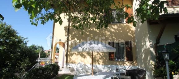 2 bedrooms House in Zocca, Italy No. 264391 2