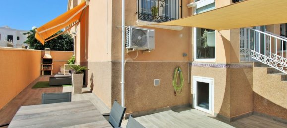 3 bedrooms Townhouse in Alicante, Spain No. 190757 3