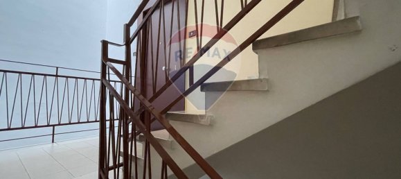 Apartamento de 2 dormitorios en Bari, Italy No. 380090 12