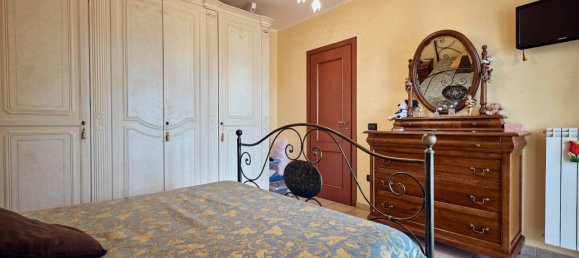 Вилла с 5 комнатами в Фонто Нуова, Италия № 158087 11