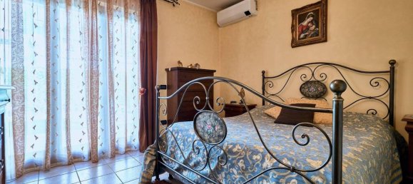 Вилла с 5 комнатами в Фонто Нуова, Италия № 158087 10