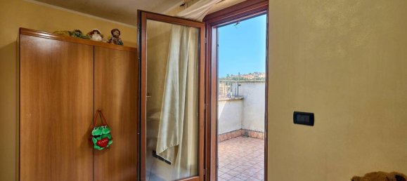 Вилла с 5 комнатами в Фонто Нуова, Италия № 158087 25