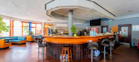 2 غرف نوم شقة في Colmenarejo, Spain رقم 189389 35