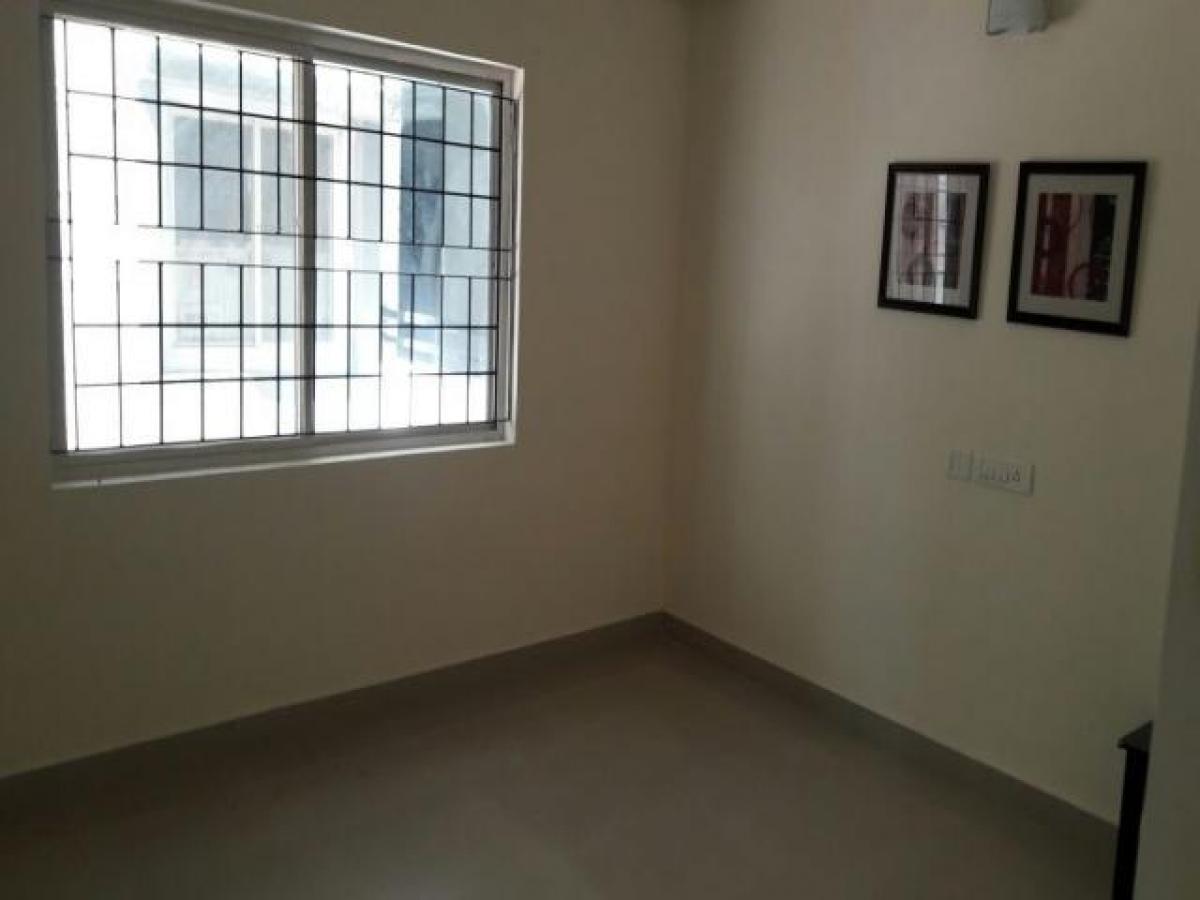 3 bedrooms House in Hyderabad, India No. 44085