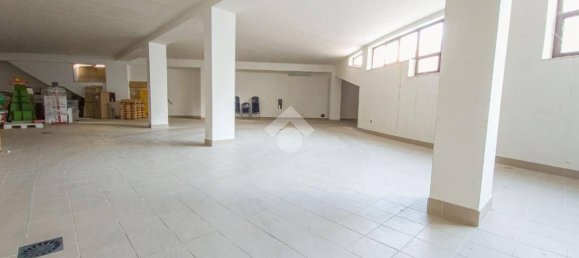 542m² Garage in Manfredonia, Italy No. 64247 17