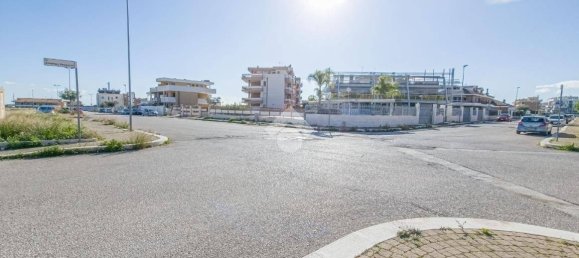 542m² Garage in Manfredonia, Italy No. 64247 19