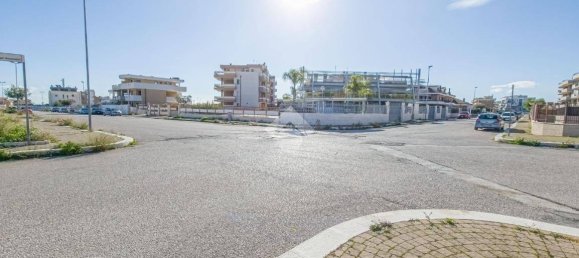 542m² Garage in Manfredonia, Italy No. 64247 7