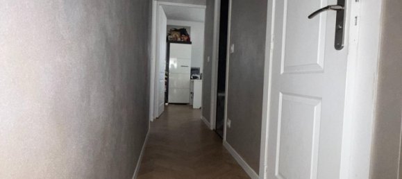 2 bedrooms Apartment in Garges-les-Gonesse, France No. 335019 8