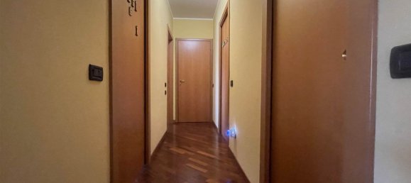 3 rooms Apartment in Monza, Italy No. 214549 17